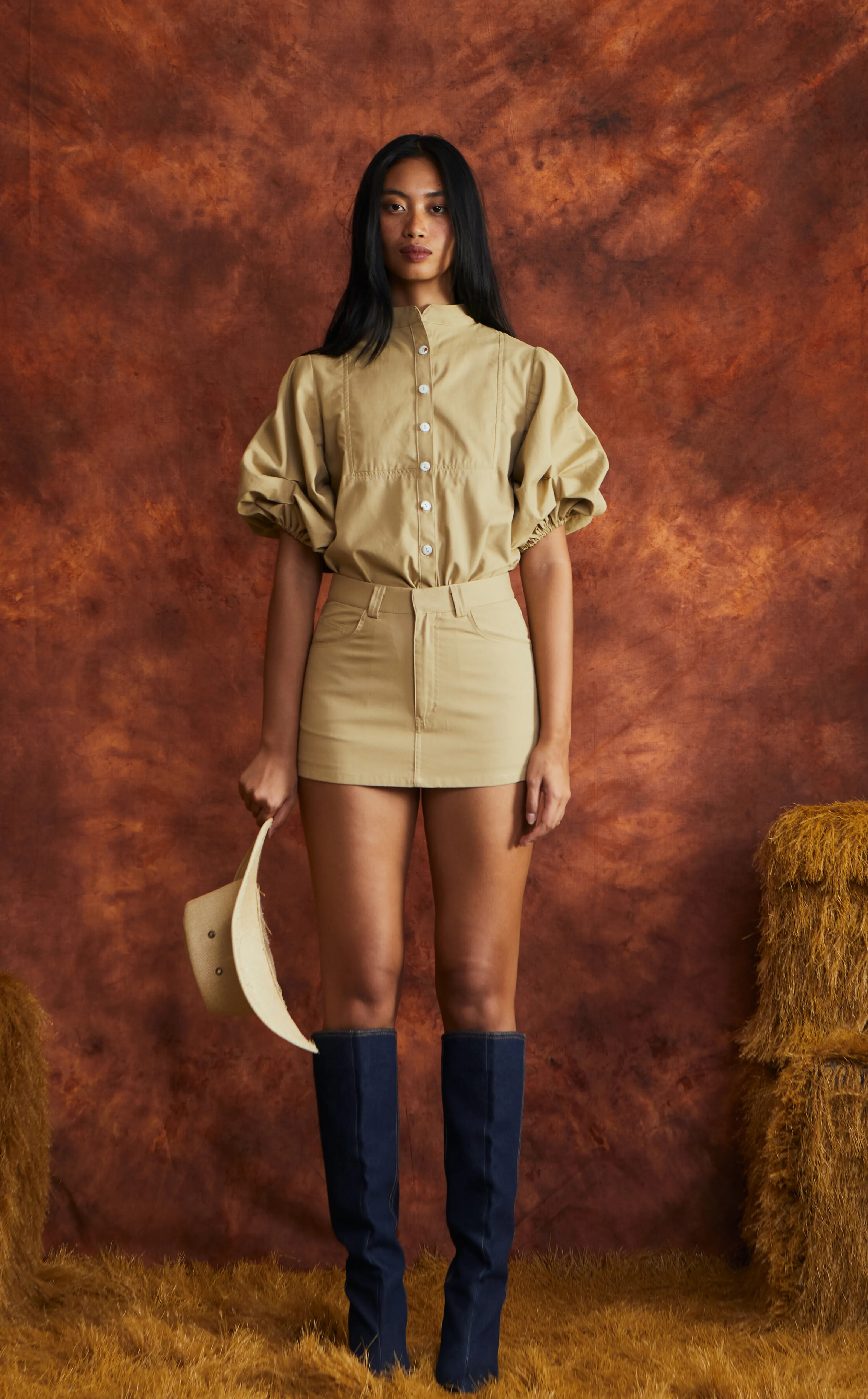 CITA SKORT - KHAKI (PRE-ORDER)