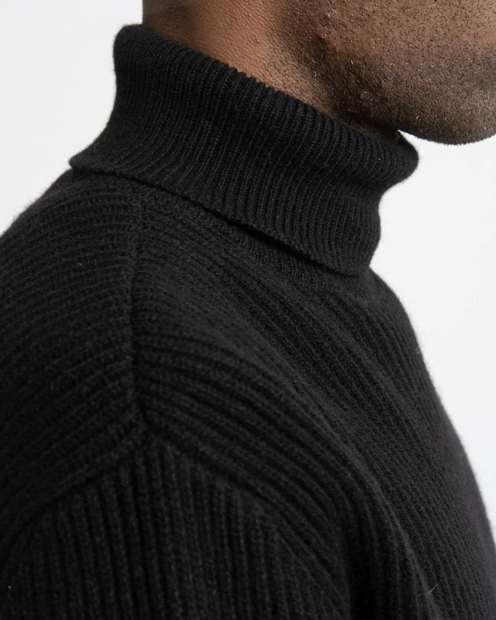 Dolcevita Cashmere Black