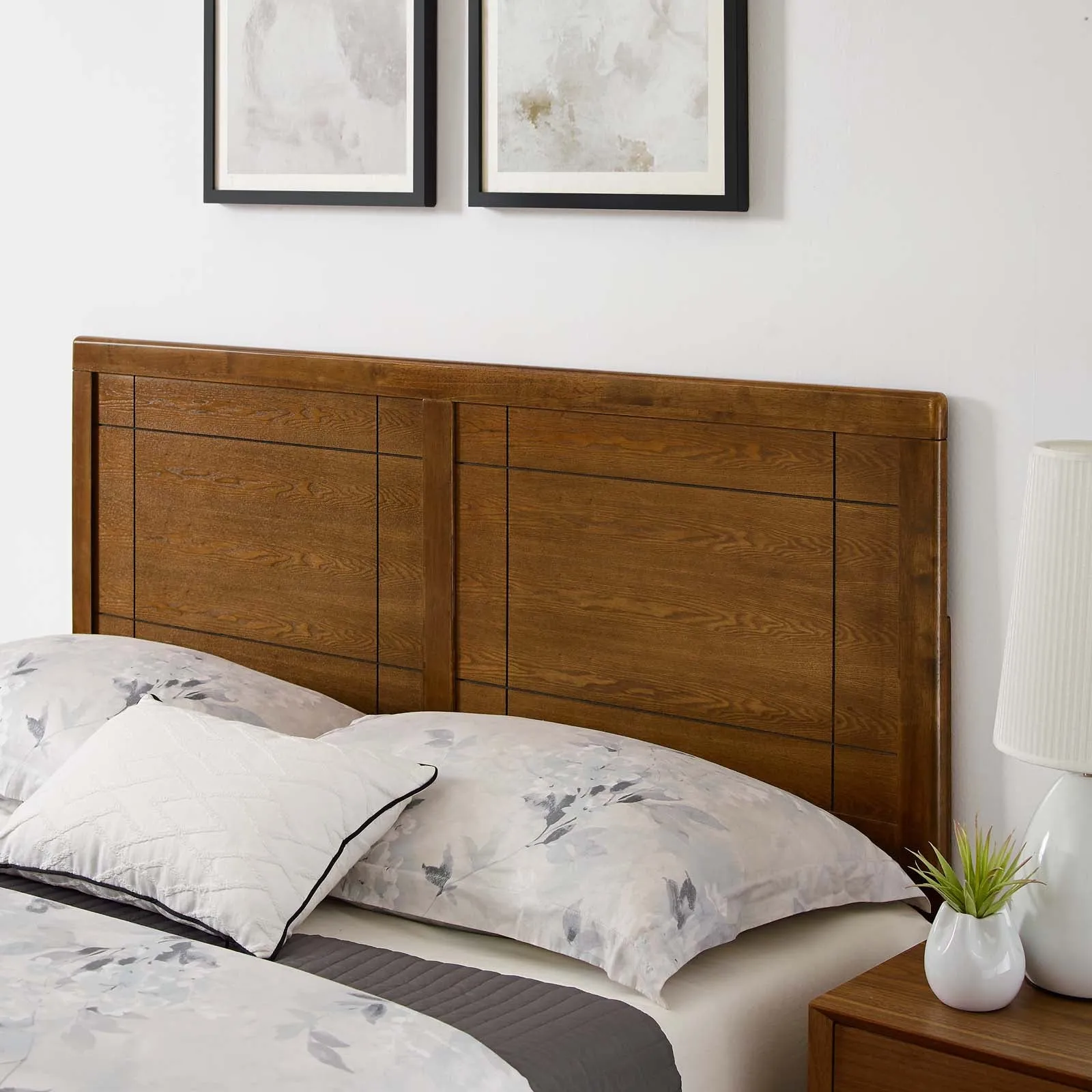 Marlee King Wood Platform Bed With Splayed Legs Walnut MOD-6629-WAL